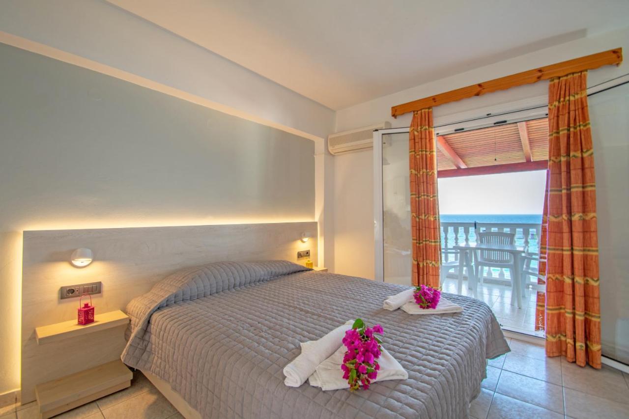 Baywatch Apartments On The Beach By "Elite" Amoudi Exteriér fotografie
