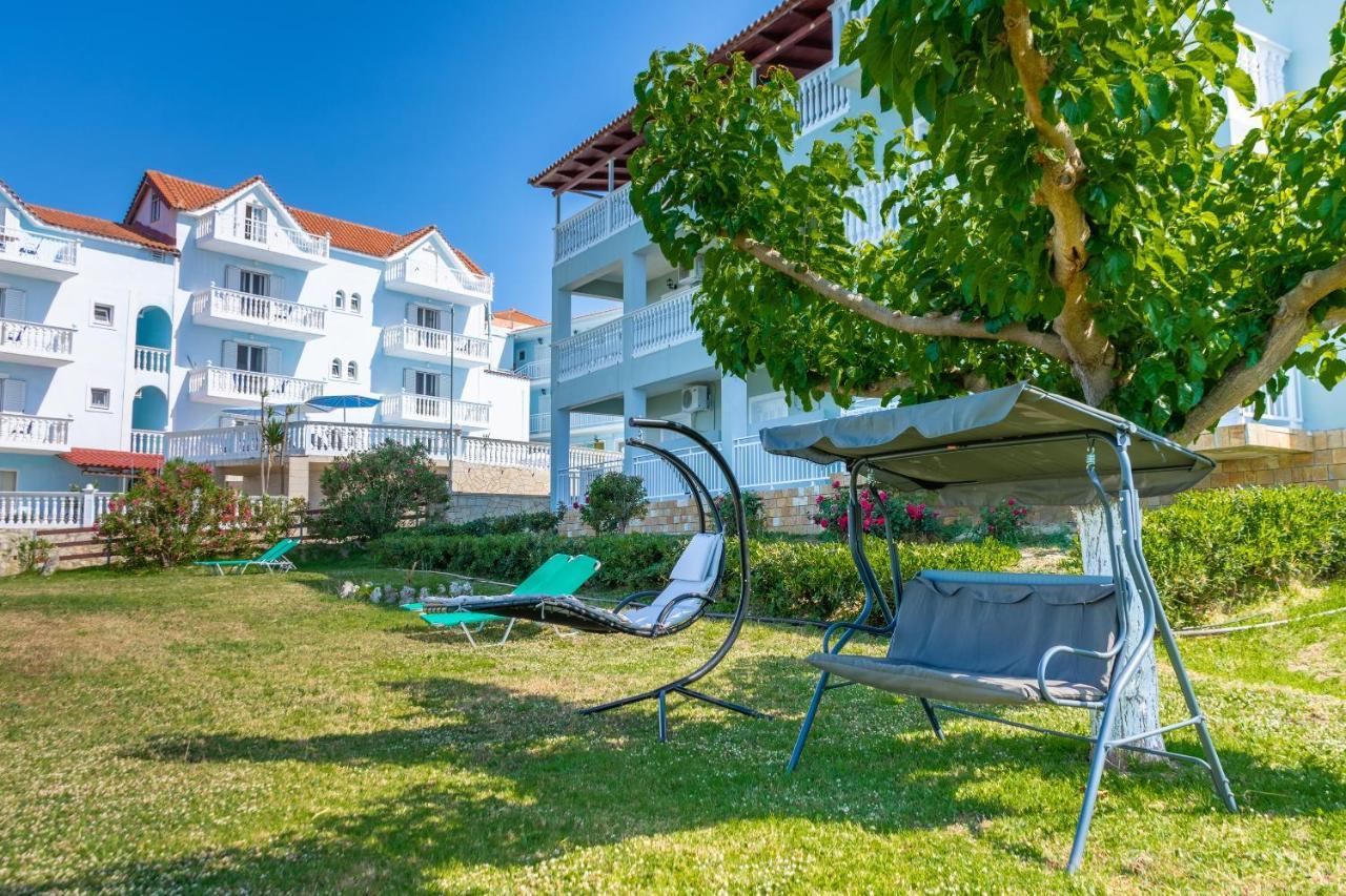 Baywatch Apartments On The Beach By "Elite" Amoudi Exteriér fotografie