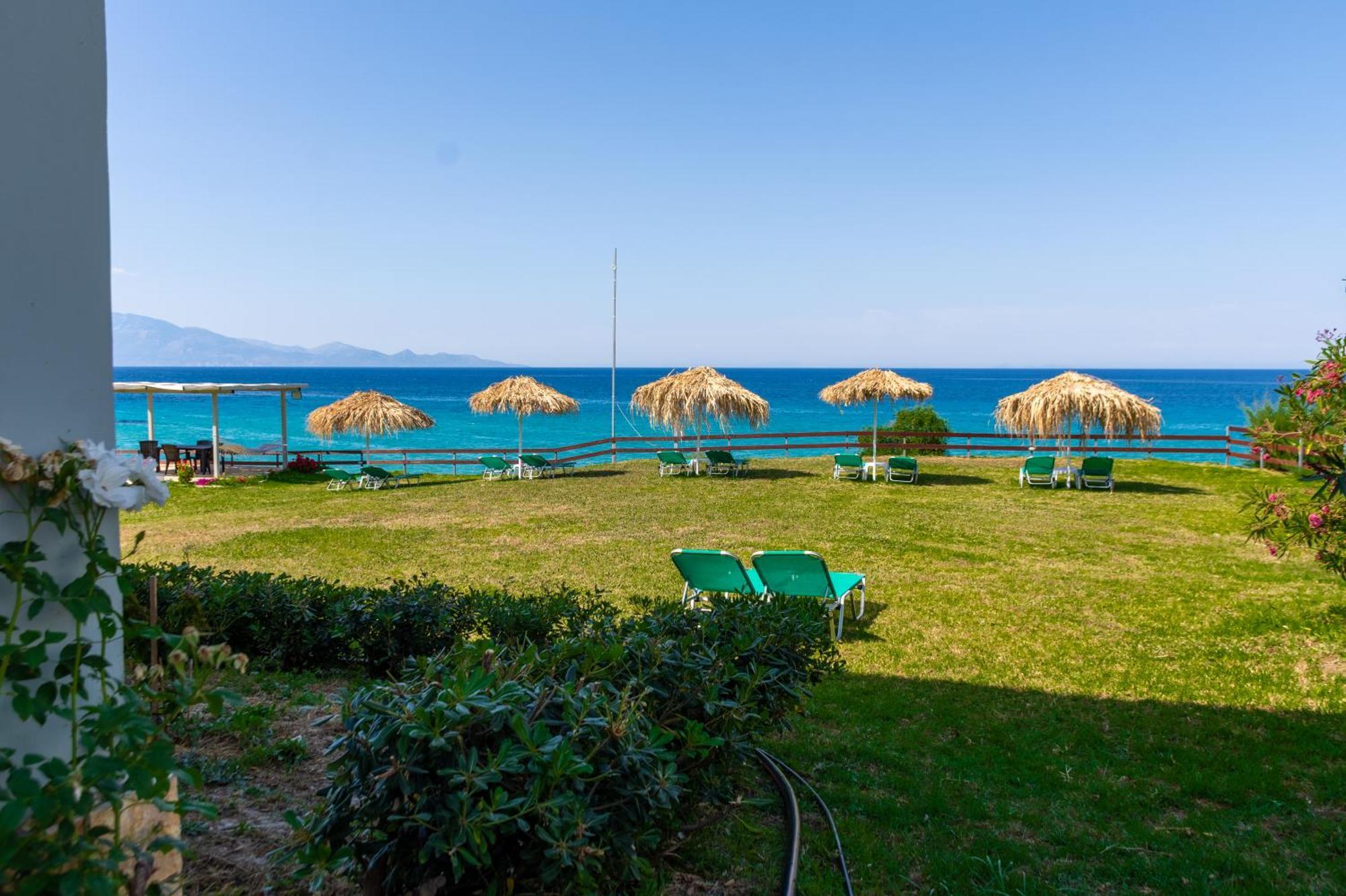 Baywatch Apartments On The Beach By "Elite" Amoudi Exteriér fotografie