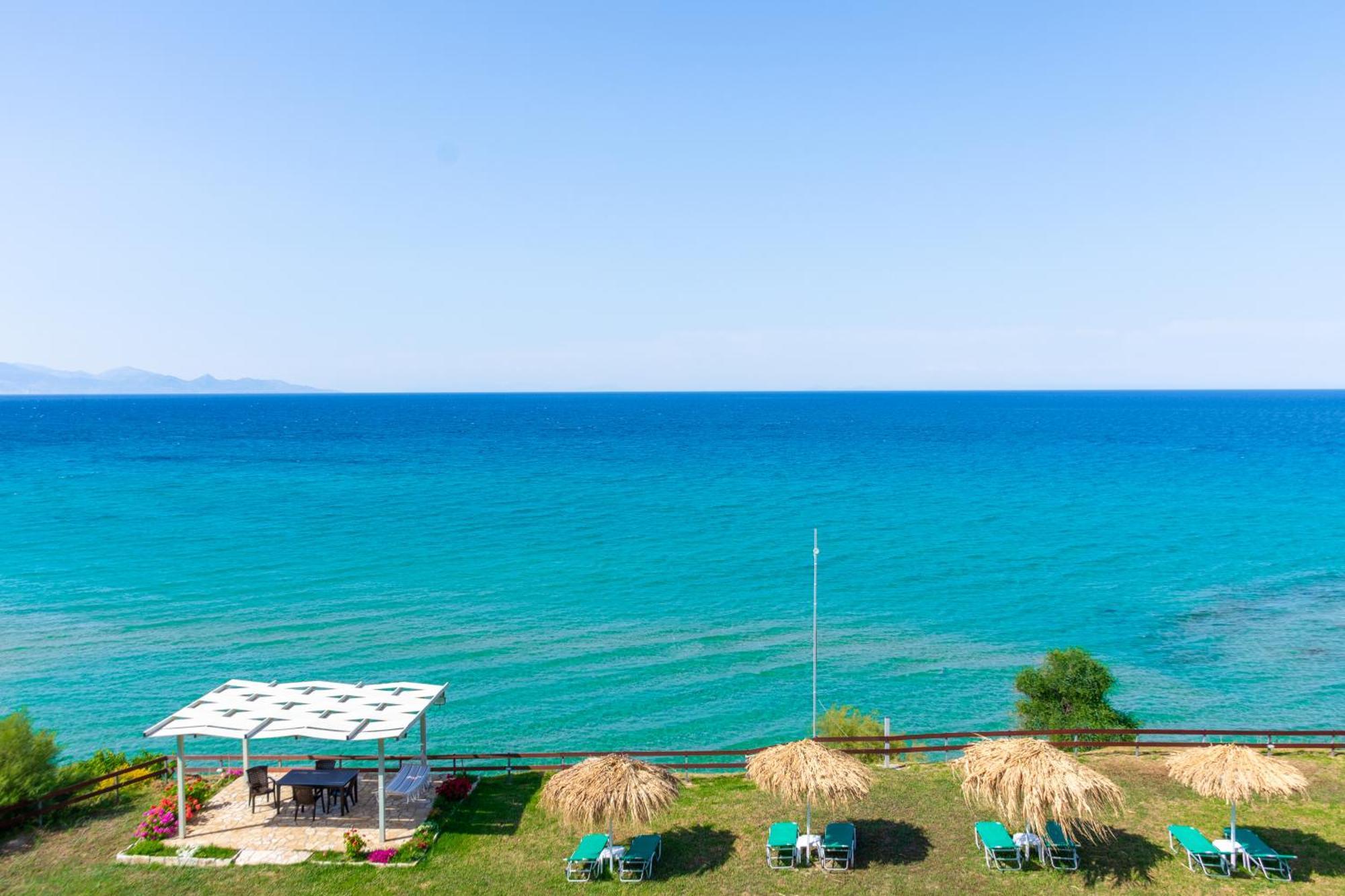 Baywatch Apartments On The Beach By "Elite" Amoudi Exteriér fotografie